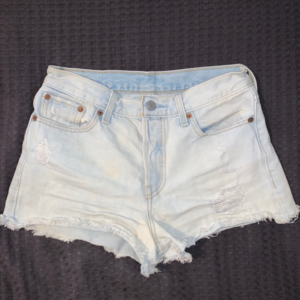 Levi’s denim shorts